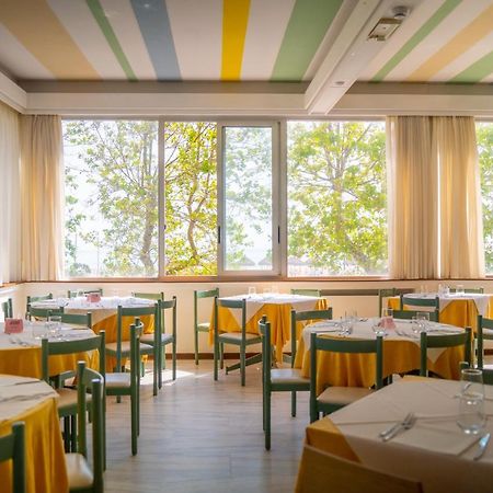 Hotel Royal Giulianova Εξωτερικό φωτογραφία
