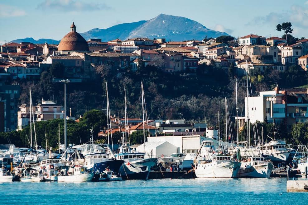 Hotel Royal Giulianova Εξωτερικό φωτογραφία